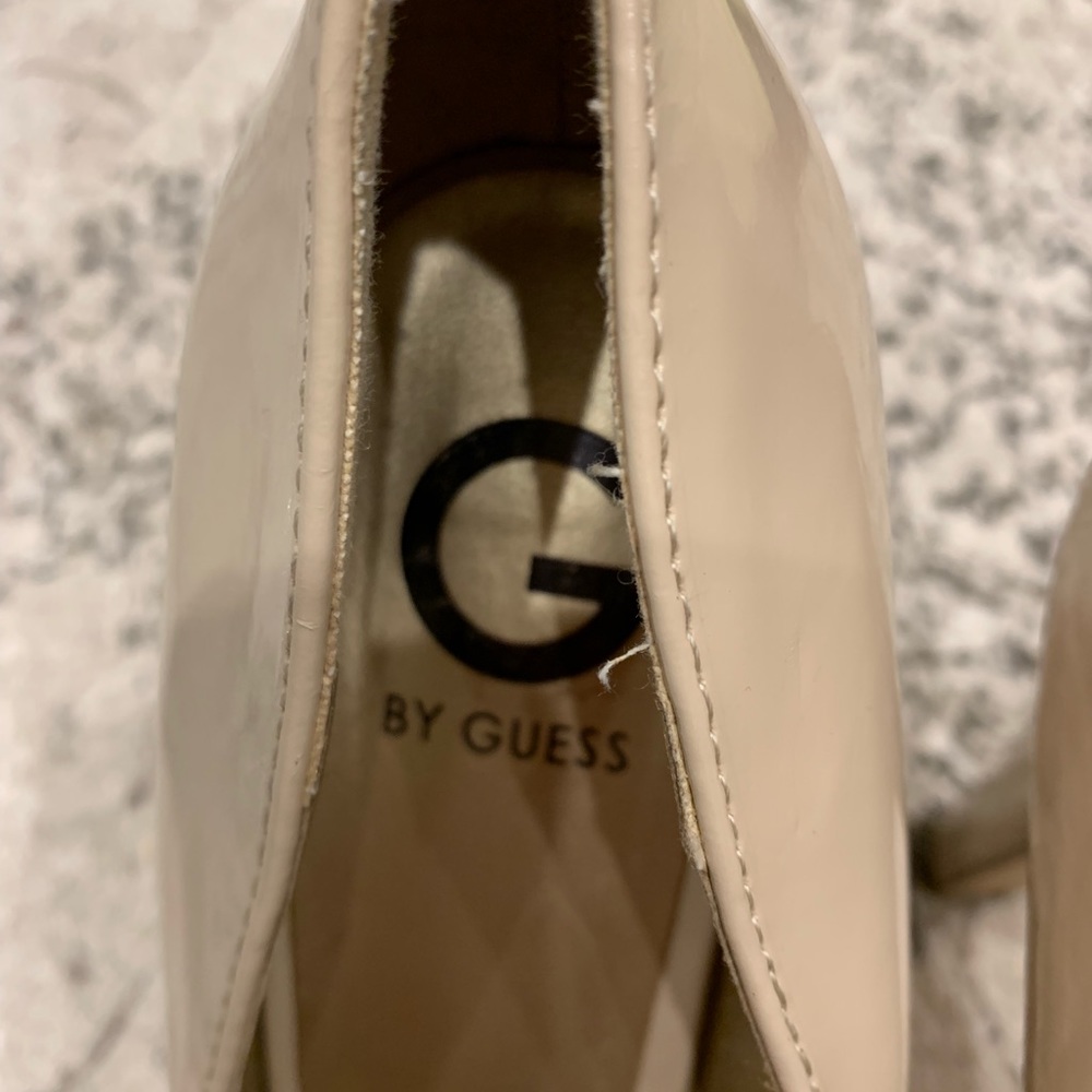 Guess Pumps 👠 - Picture 2 of 4